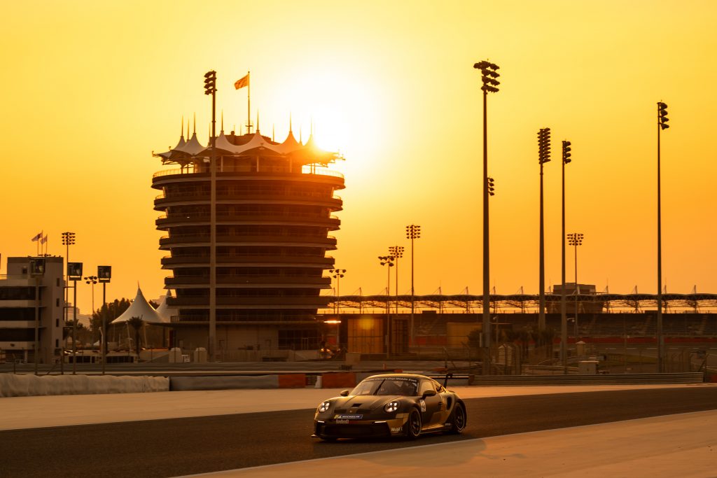 Auftakt im Porsche Carrera Cup Middle East: Erstes Overall-Podium